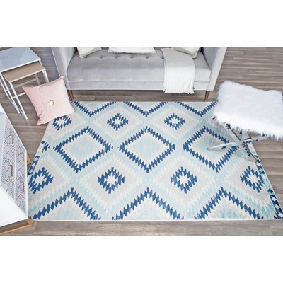 Ice Blue and White Synthetic Rectangular Area Rug, 8'9" x 12'