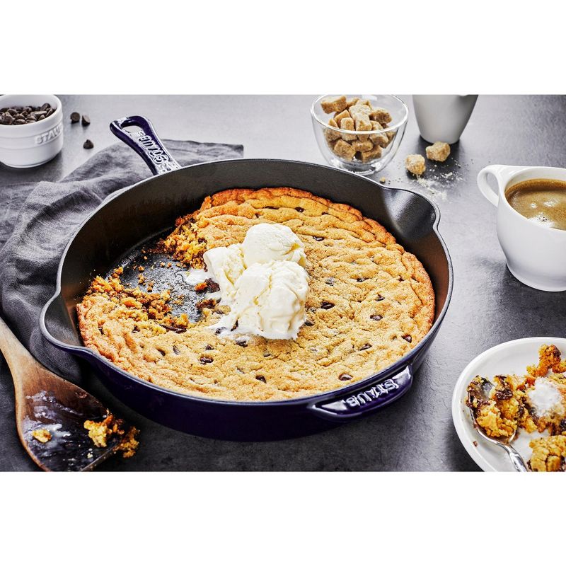 STAUB Cast Iron 11-inch Traditional Skillet, 4 of 5