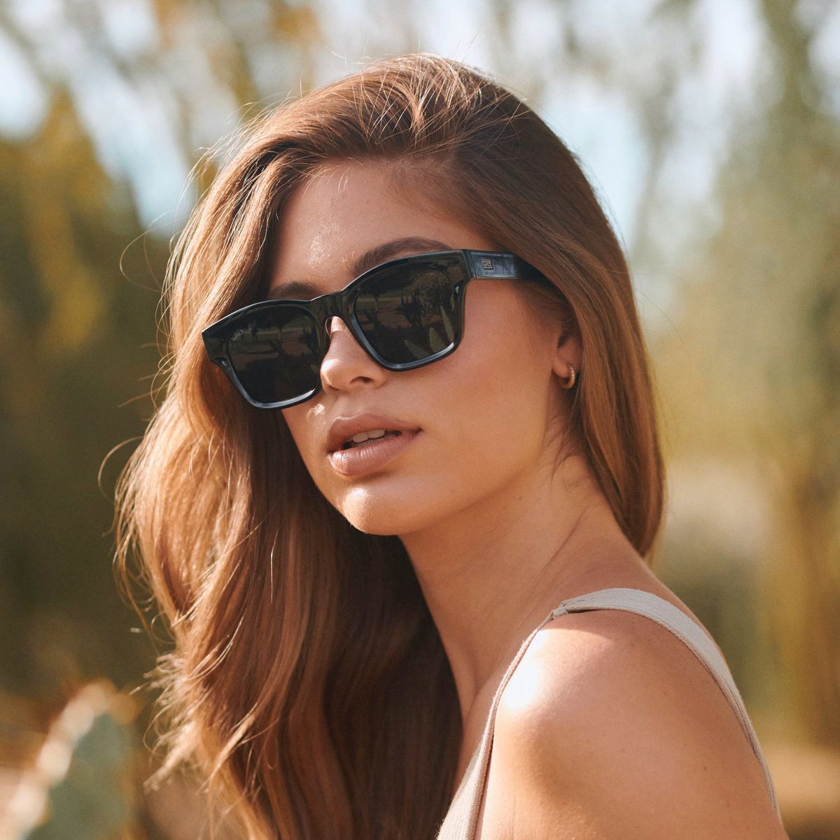 WMP Eyewear Oversized Thick Square Polarized Sunglasses - thumbnail 4