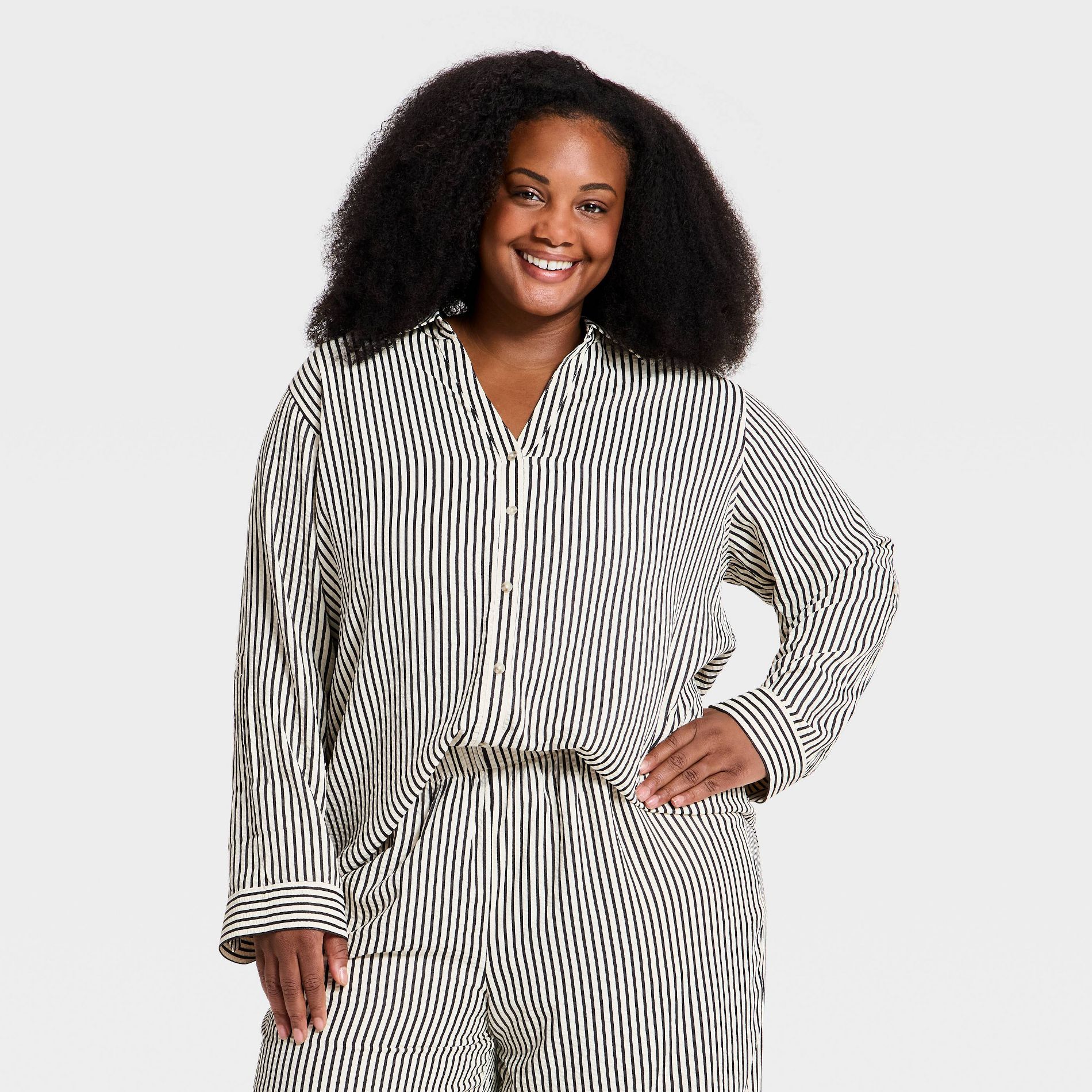 Women's Long Sleeve Collared Button-Down Shirt - Ava & Viv™ Cream/Black Striped