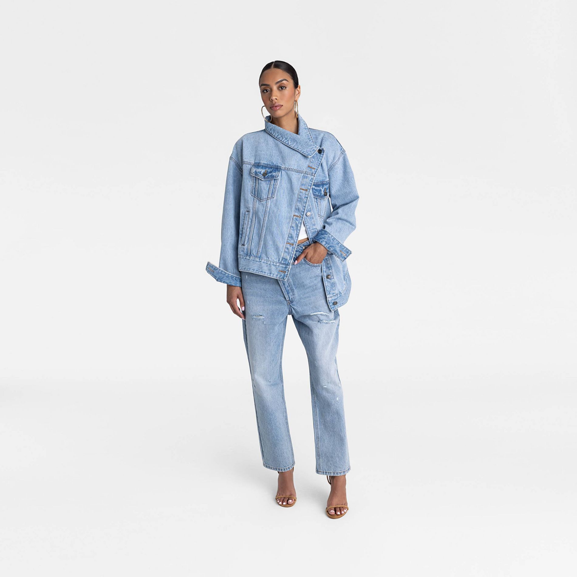 KBB by KAHLANA Women's 'The Denim Jacket' - Light Wash