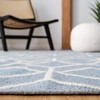 Dhurries DHU560 Hand Woven Indoor Rugs - Safavieh - 3 of 4