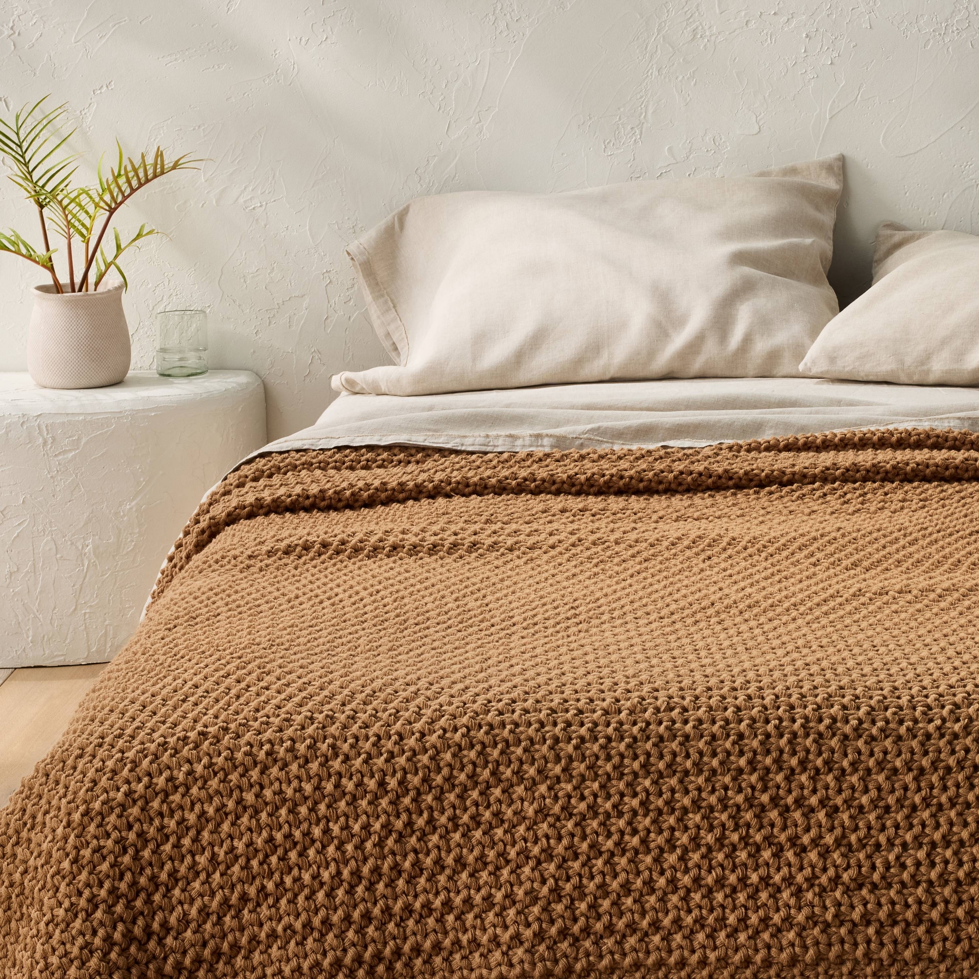 Full/Queen Chunky Knit Bed Blanket Warm Brown - Casaluna™