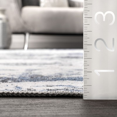 Reversible Abstract Gray Synthetic 4' x 6' Easy-Care Area Rug