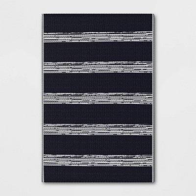 4' x 6' Outdoor Rug Dark Navy Stripe - Room Essentials™