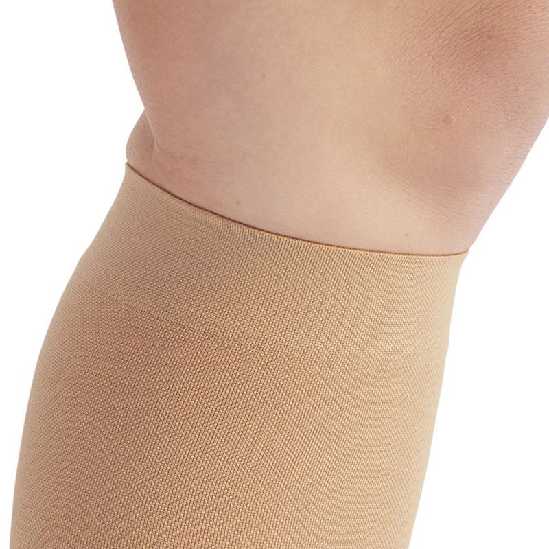 Ames Walker AW Style 152 Adult Medical Support 15-20 mmHg Compression Knee Highs, 3 of 5