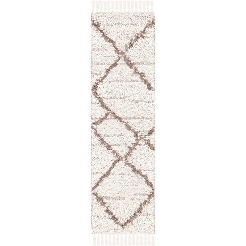 Safavieh 2' x 8' Grid Pad White Rug