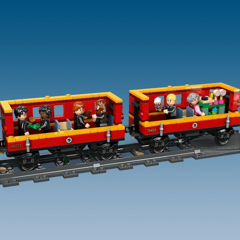 LEGO Harry Potter Hogwarts Express &#38; Hogsmeade Station Train Set 76423, 4 of 8