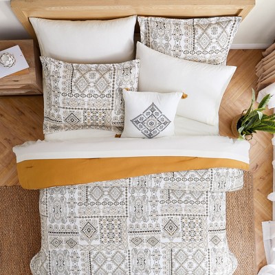 Gray Twin Reversible Microfiber Comforter Set with Printed Design