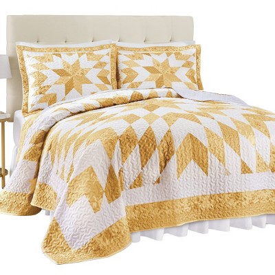 Collections Etc Oversized Classic Star Patchwork Floral Border Quilt