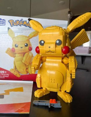 MEGA Pokémon Action Figure Building Toy Set for Kids, Jumbo Pikachu with  825 Pieces, 12 Inches Tall, Age 8+ Years ( Exclusive)