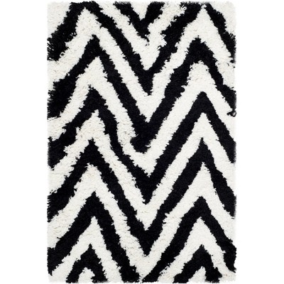 Chevron Shag SG250 Hand Tufted Indoor Rugs - Safavieh