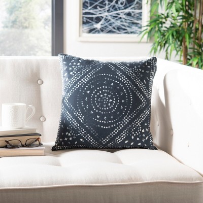 Mallory 16" Blue and White Damask Reversible Throw Pillow Set