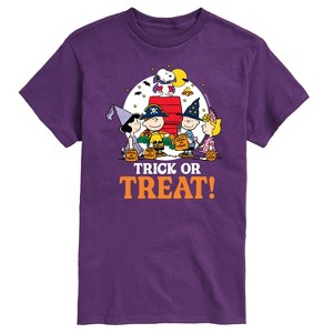 Men's - Peanuts - Trick Or Treat Moonlight Short Sleeve Graphic T-Shirt - 1 of 4