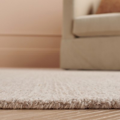 Ivory and Grey 4' x 6' Hand-Tufted Wool Area Rug