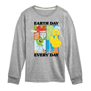 Boys' - Sesame Street - Earth Day Every Day -Toddler and Youth Long Sleeve T-Shirt Long Sleeve Graphic T-Shirt - 1 of 3