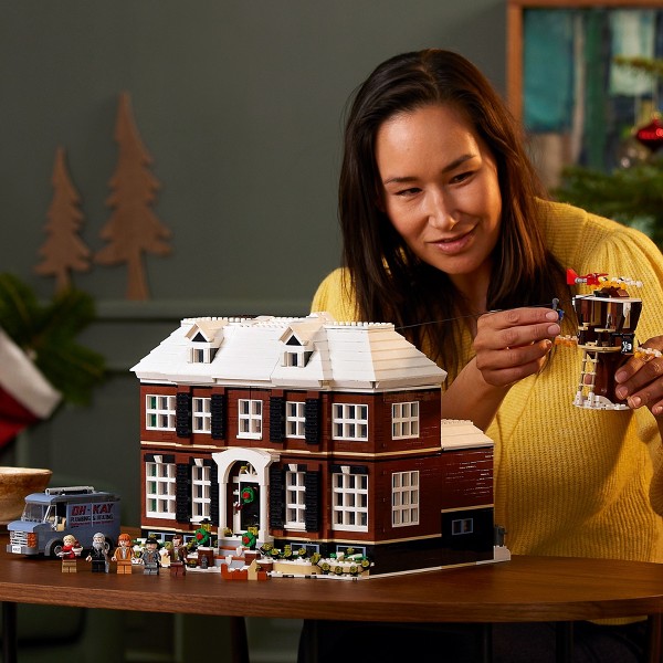 LEGO Ideas Solo en Casa La Casa de los McCallister Set de Construcción 21330 3