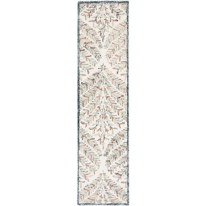 Capri CPR208 Tufted Indoor Rug - Safavieh - 1 of 4