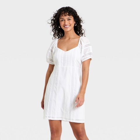 Женские платья Universal Thread Women's Puff Short Sleeve Lace Mini Sundress - Universal Thread™ White L