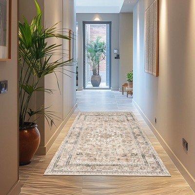 Elegant Gray 22" x 14" Synthetic Easy-Care Rectangular Area Rug