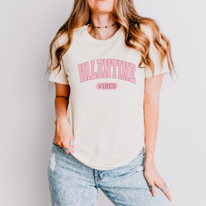 Simply Sage Market Valentine Vibes Distressed Short Sleeve Tee - XL - Cream - 1 of 4