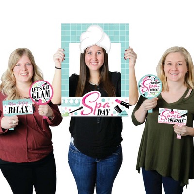 Big Dot of Happiness Spa Day - Girls Makeup Party Selfie Photo Booth Picture Frame and Props - Printed on Sturdy Material