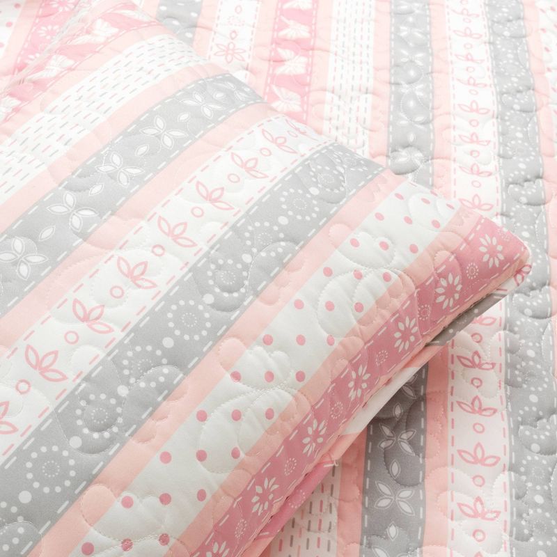 Cottage Core Sara Lily Reversible Quilt Set Pink - Lush Décor, 6 of 10