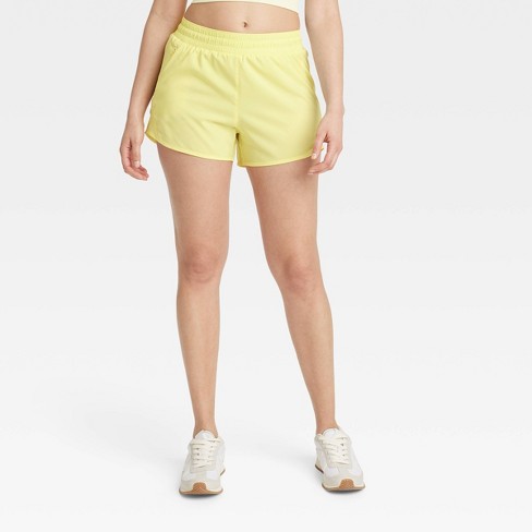 Women's Woven Mid-rise Run Shorts 3