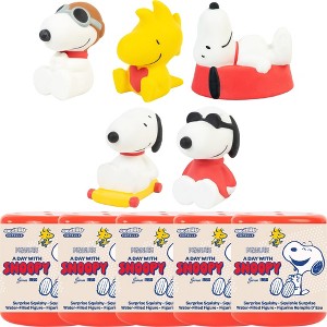 Hamee Capsule Snoopy Peanuts Surprise Blind Collectible Surprise