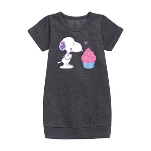 - Peanuts - Snoopy Heart Cupcake Graphic Short Sleeve Fleece Dress - 1 of 4