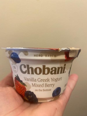 Chobani Mixed Berry On Bottom Vanilla Low-Fat Greek Yogurt 4- 5.3