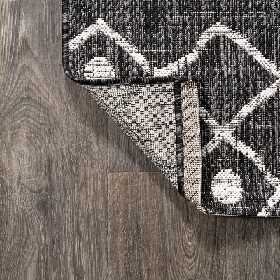 Black and Ivory Geometric Bohemian Indoor/Outdoor Rug
