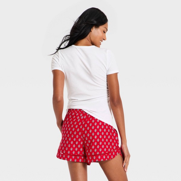 Playera gráfica de manga corta para mujer - Universal Thread™ 2