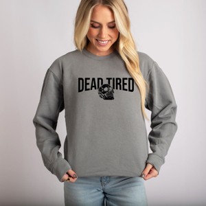 Dead Tired Skull - Women's Lightweight Garment Dyed Sweatshirt