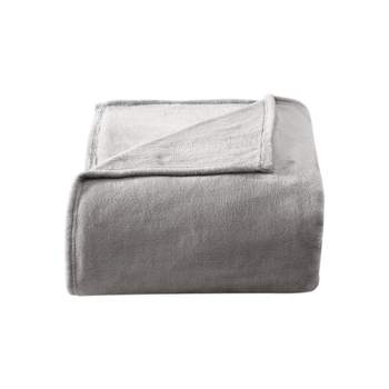 Poppy & Fritz Solid Ultra Soft Plush Beige Twin Blanket