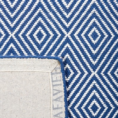 Handmade Light Blue and Ivory Wool Area Rug 4' x 6'
