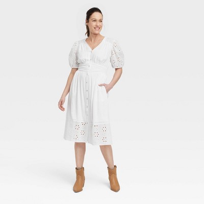 Knox Rose Women's Ruffle Short Sleeve Eyelet A-Line Dress -, Sahara Gold,  Small : : Clothing, Shoes & Accessories