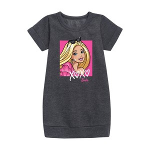- Barbie - Xoxo Barbie Graphic Short Sleeve Fleece Dress - 1 of 3