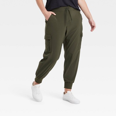 Women's Stretch Woven Tapered Cargo Pants - All in Motion