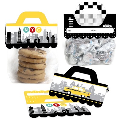 Big Dot of Happiness NYC Cityscape DIY New York City Party Clear Goodie Favor Bag Labels Candy Bags with Toppers Set of 24