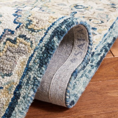 Aspen Chic Handmade Gray Wool 5' Square Tufted Rug