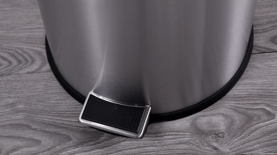 Oscar 8-Gallon Stainless Steel Step-Open Trash Can with Mini Bin