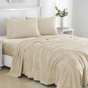 Ultra Soft Microplush Solid Fleece Sheet Set by Sweet Home Collection™ - 1 of 4
