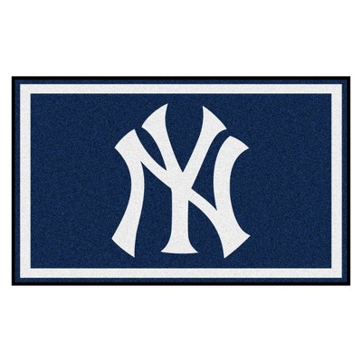 MLB New York Yankees 4'x6' NY Logo Plush Area Rug - Navy