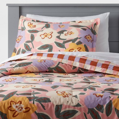 Flower/Plaid Reversible Kids' Comforter Set - Pillowfort™