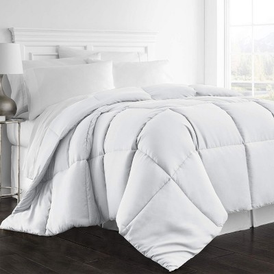 Beckham Hotel Collection Goose Down Alternative Lightweight Comforter 1300 Series