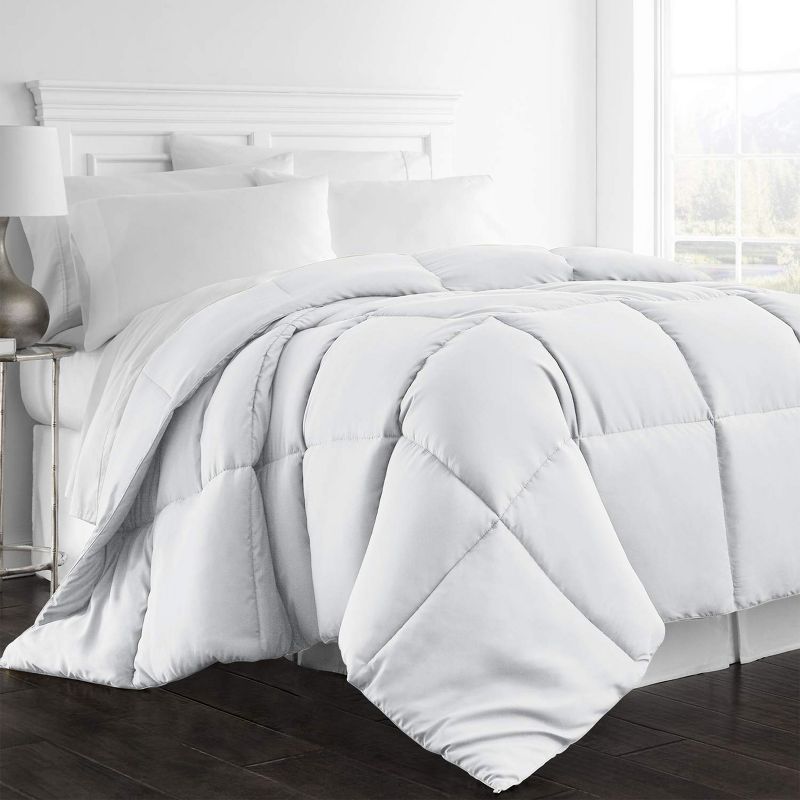 Beckham Hotel Collection Goose Down Alternative Lightweight Comforter 1300 Series, 1 of 6