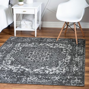 Unique Loom    Richmond Medallion Area Rug - 1 of 4