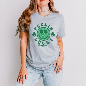 S.W.Smiley Feelin Lucky Checkered Smiley Face  - Women's Short Sleeve Graphic T-Shirt - 1 of 4