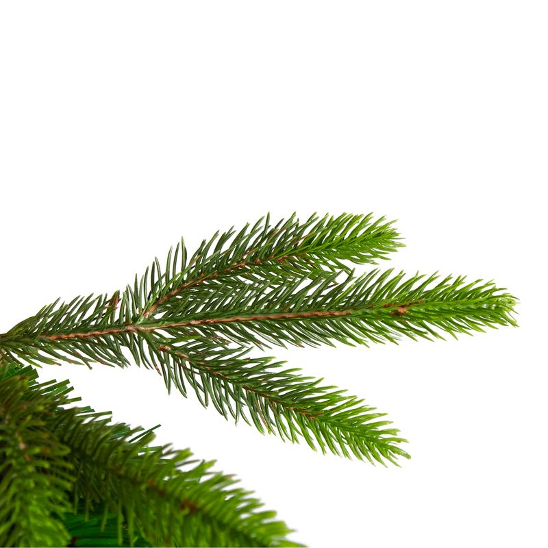 Northlight 7.5' Gunnison Pine Artificial Christmas Tree - Unlit, 3 of 9